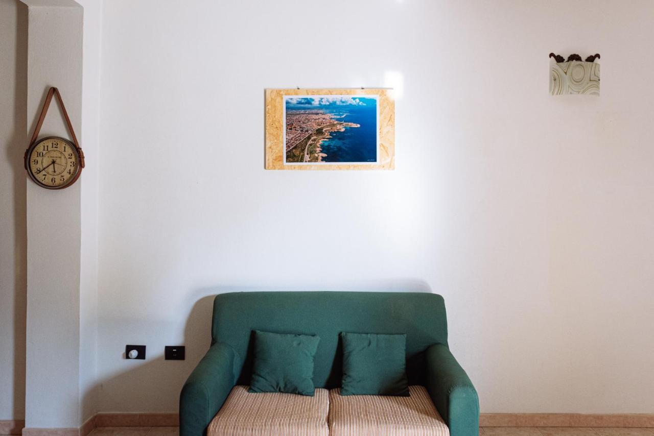 Casa Vacanze Maestrale - By Faendho Porto Torres Eksteriør billede