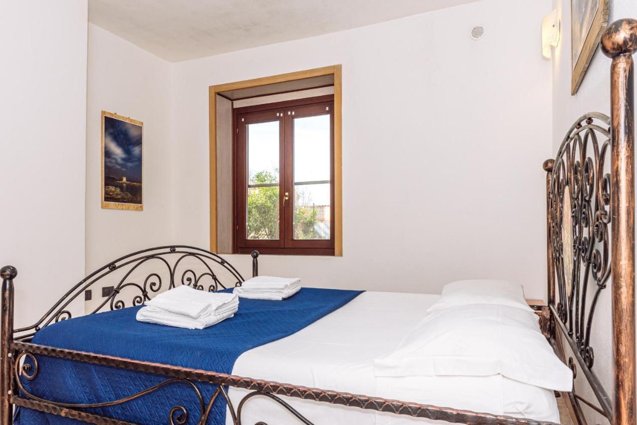 Casa Vacanze Maestrale - By Faendho Porto Torres Eksteriør billede